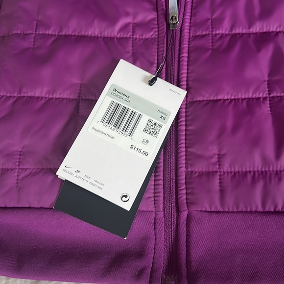 Nike Therma-Fit Vest - Picture 7 of 7